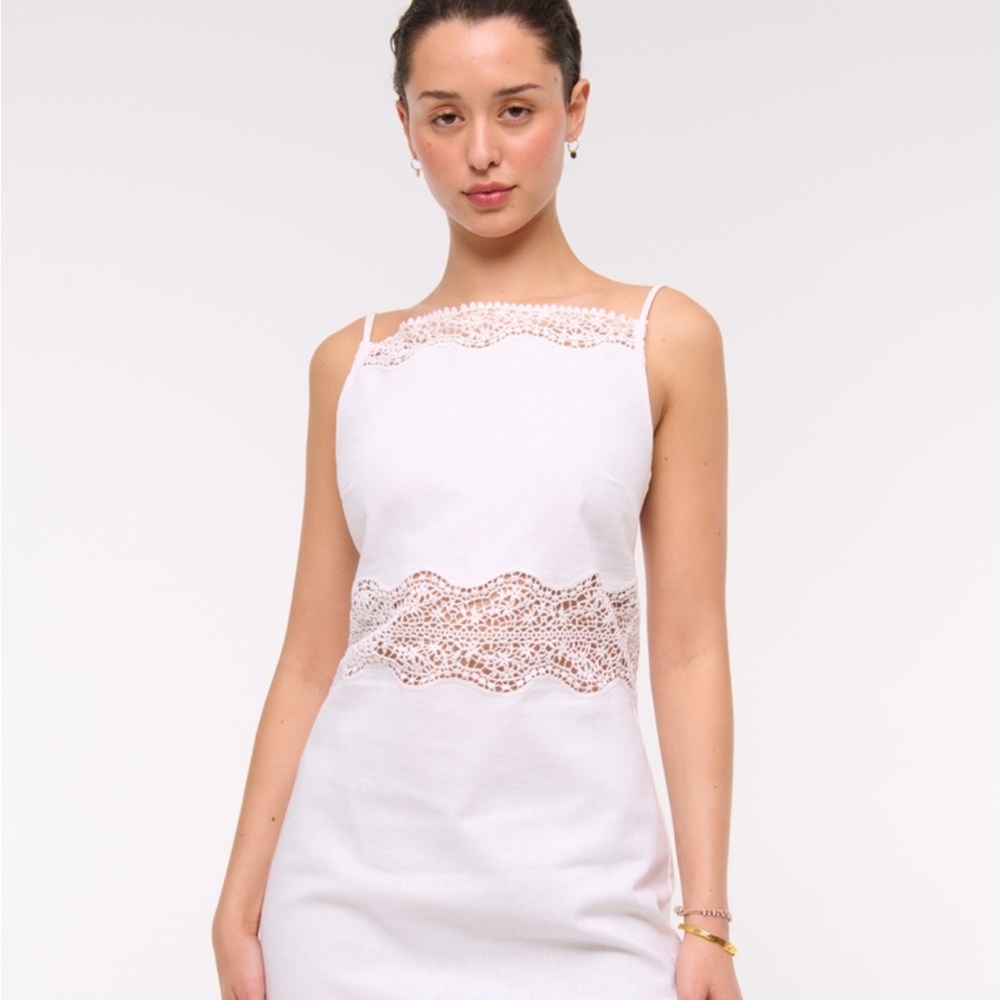 Abercrombie and fitch apron lace trip mini dress